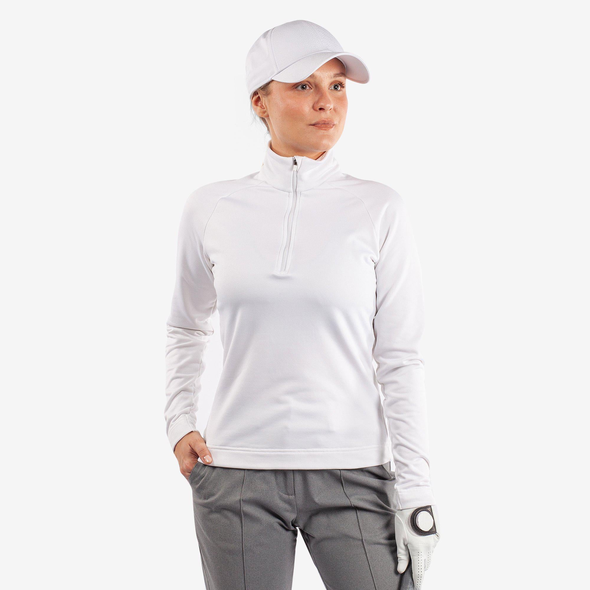 Dolly - Insulating golf mid layer 2 Dolly - Insulating golf mid layer