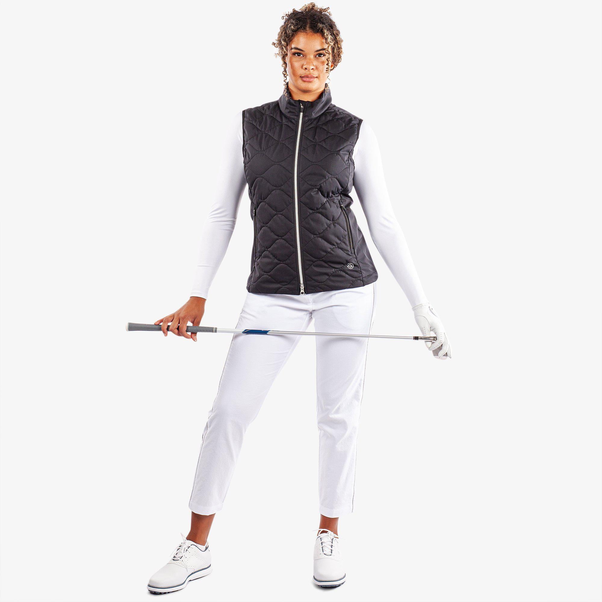 Lucille - Windproof and water repellent golf vest 3 Lucille - Windproof and water repellent golf vest