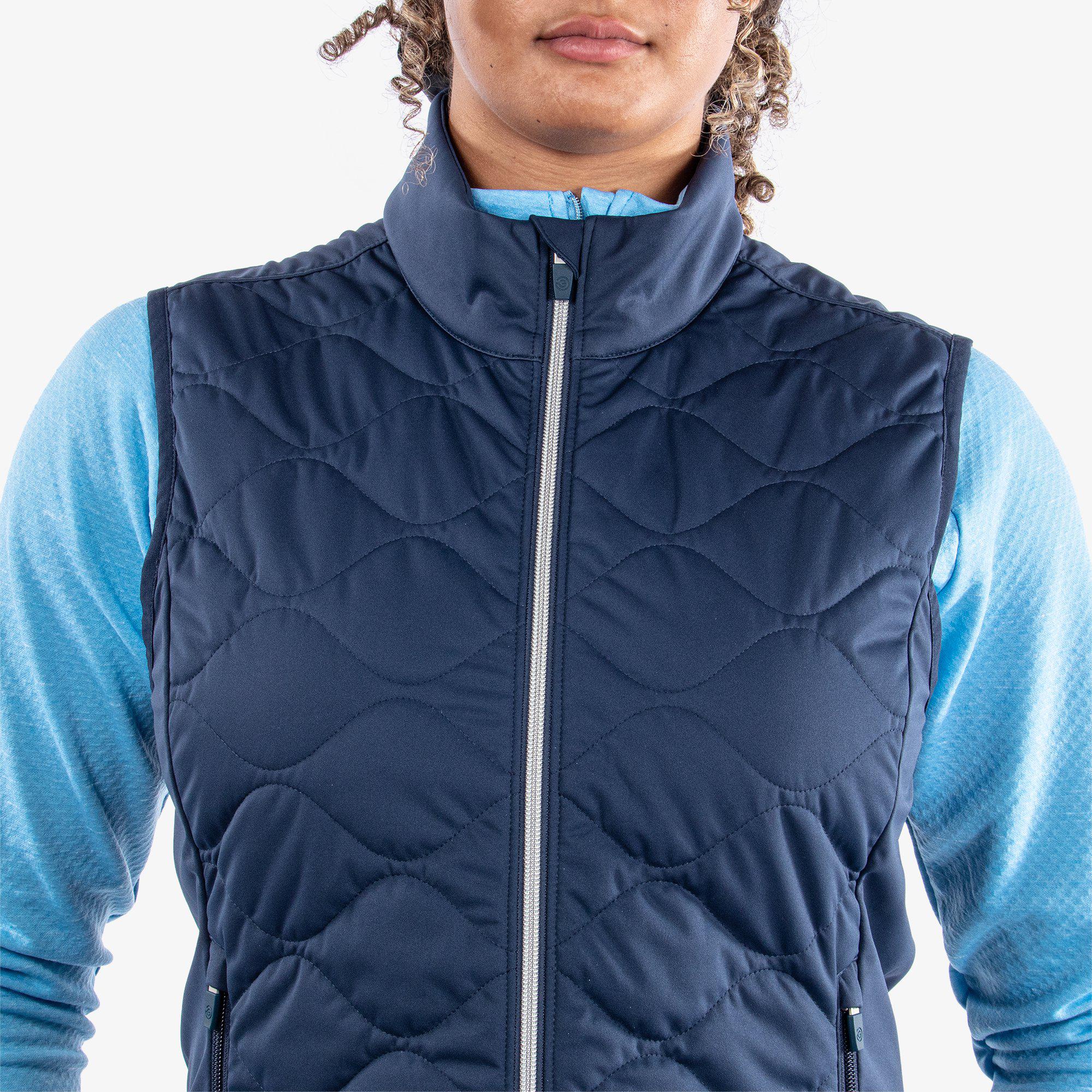 Lucille - Windproof and water repellent golf vest 4 Lucille - Windproof and water repellent golf vest
