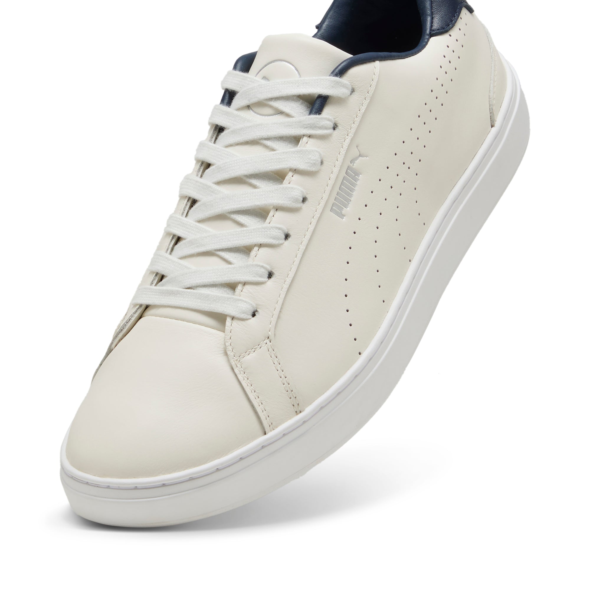 Classic G Spikeless Golf Shoes 6 Classic G Spikeless Golf Shoes